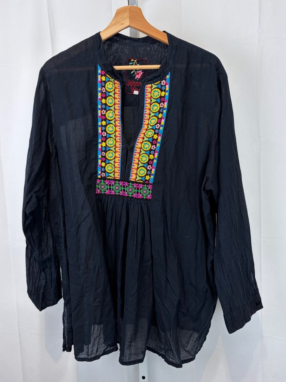 JOHNNY WAS Embroidered Tunic Top Cotton Black Multicolor Size 1X Plus